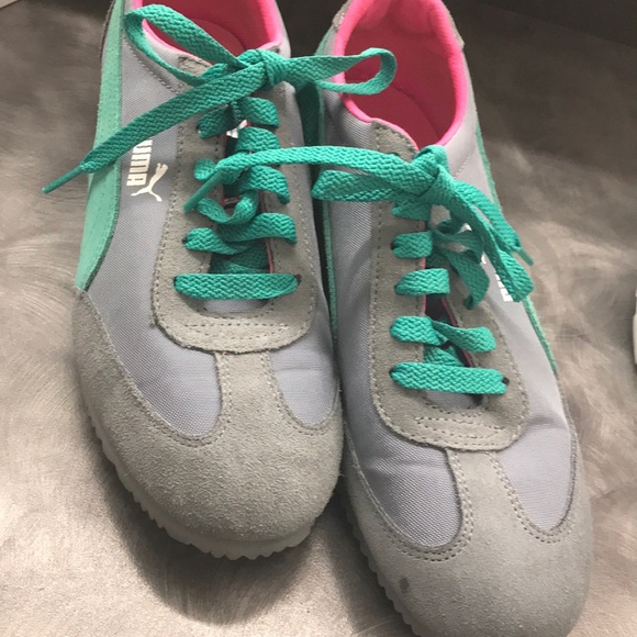 Old School Pumas - Picture 1 of 12